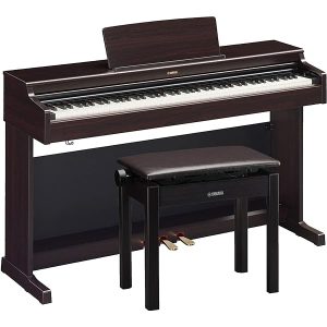 Yamaha CLP-735 Clavinova Digital Piano